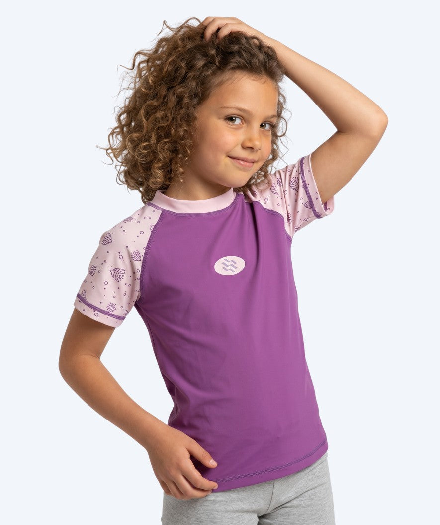 Watery UV-trøje til børn - Brandman Kortærmet Rashguard - Pink/lilla