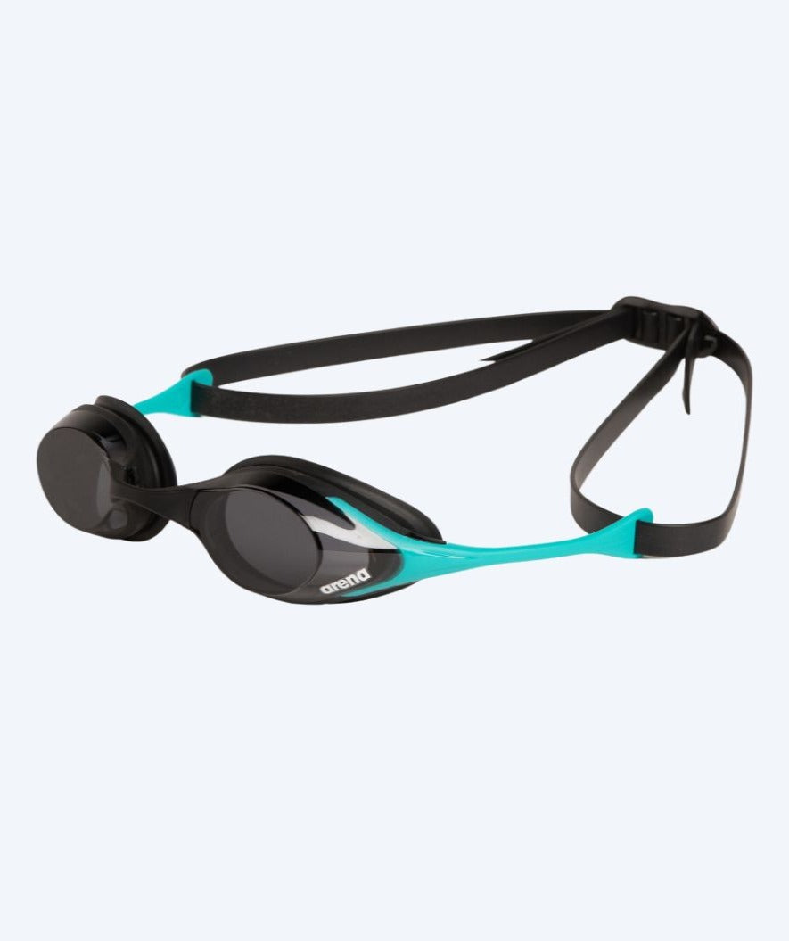 Arena svømmebriller - Cobra SWIPE Smoke - Sort/lyseblå