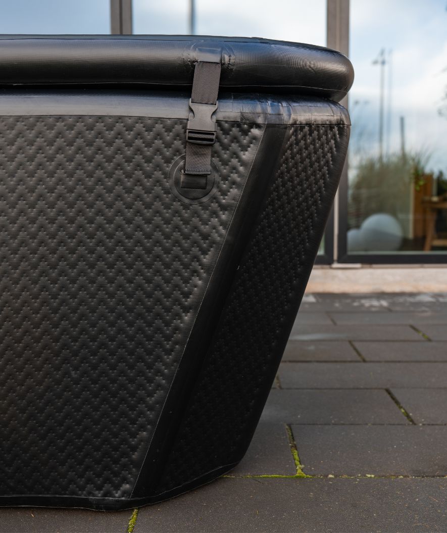 Watery oppustelig isbad - Ace - Sort