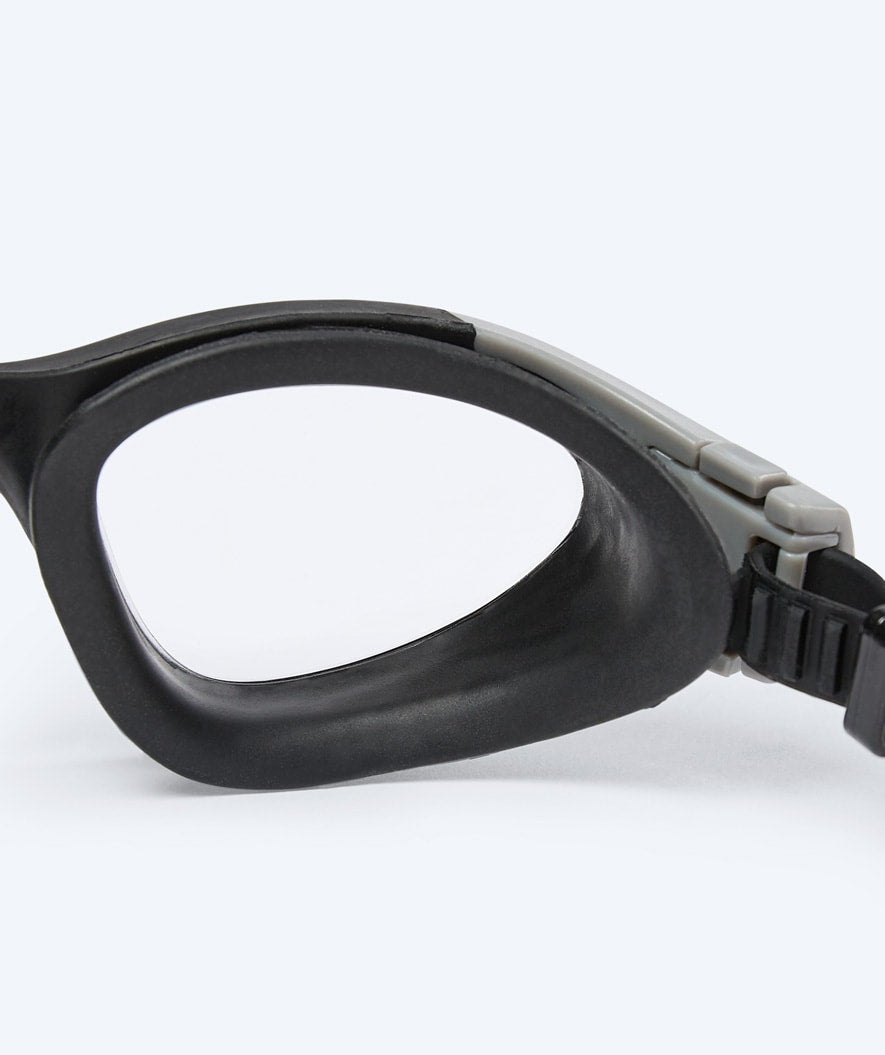 Watery motions svømmebriller - Kelvin Active - Sort/klar