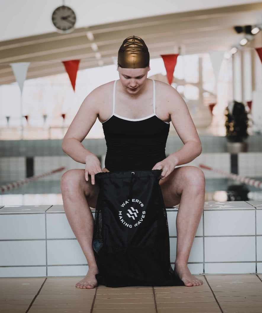 Watery svømmenet - Ultra Light 40L - Sort